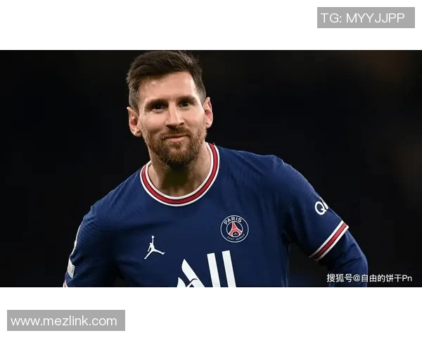 全球瞩目足球巨星的荣耀时刻与传奇故事分享